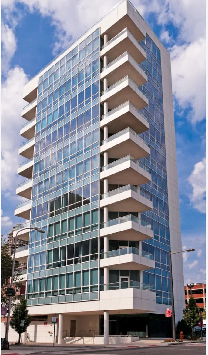 101 Walnut Street Condominiums in Philadelphia, Pennsylvania