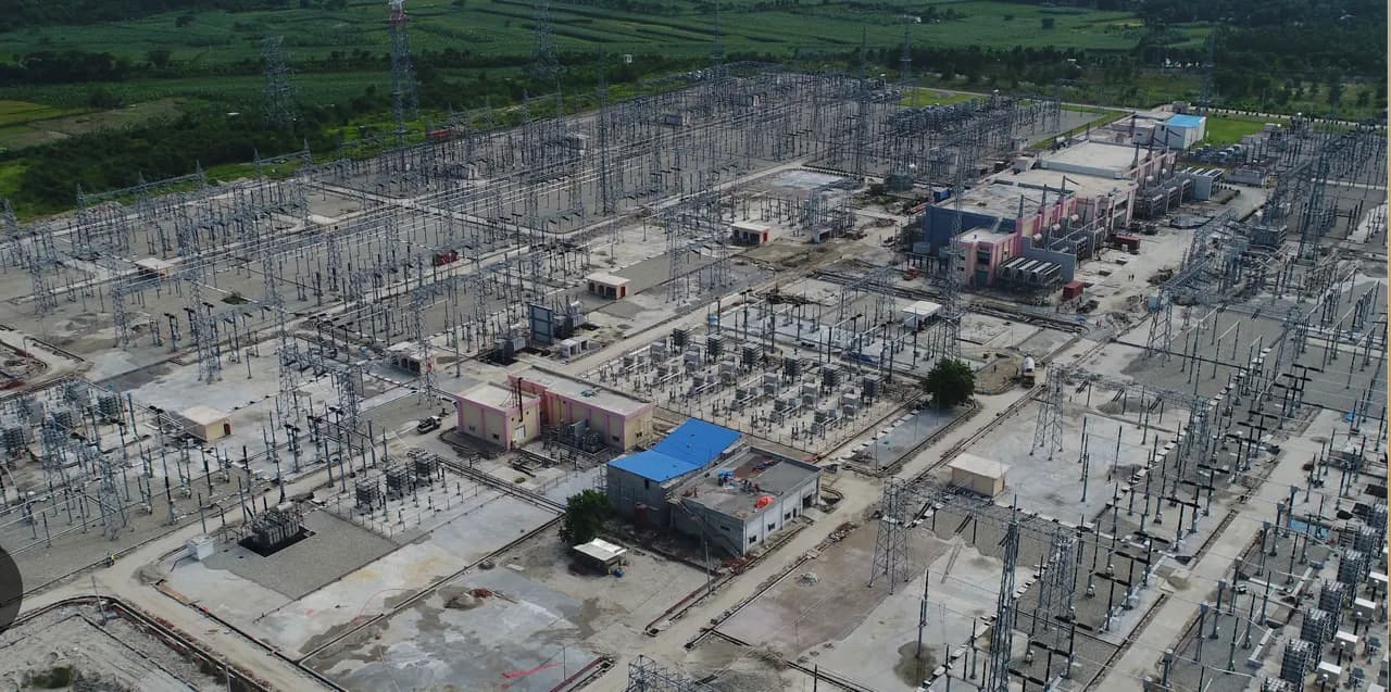 Neptune 600 MW regional transmission system for the Long Island Power Authority